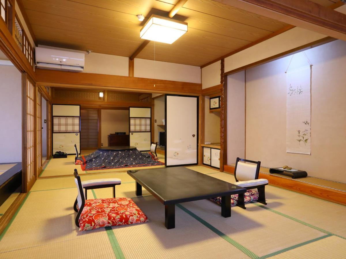 Jinpyokaku Hotell Yamanouchi  Eksteriør bilde