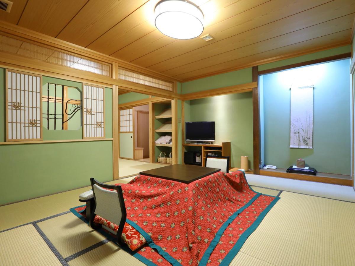 Jinpyokaku Hotell Yamanouchi  Eksteriør bilde